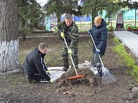 Весенняя уборка в районе: поддержим чистоту и порядок вместе