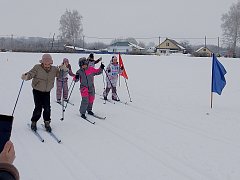 Лыжня, здоровье и хорошее настроение.