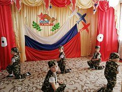 В «Берёзке» прошел музыкально-спортивный праздник «Юные  защитники Отечества»