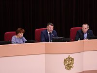 Многодетным семьям в Саратовской области компенсируют 50% стоимости обучения детей в вузах