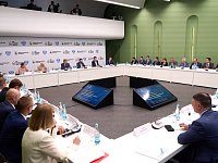 Игорь Буренков обсудил реализацию Стратегии государственной национальной политики