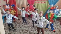 "Мы живем в России"