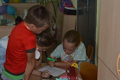Воспитанники лагеря «Ветерок» узнали о современных профессиях