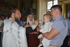 В Чириково прошло массовое крещение детей