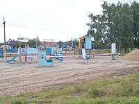 Новая жизнь старого места: на месте хоккейной коробки - современная детская площадка